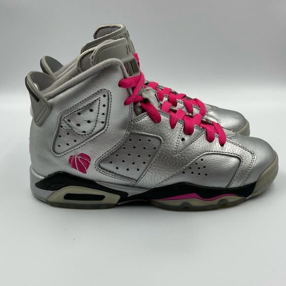 Jordan 6 Retro Valentine’s Day 2014 Basketball Shoes 543390-003 Women’s Sz 6.5 - Picture 3 of 11